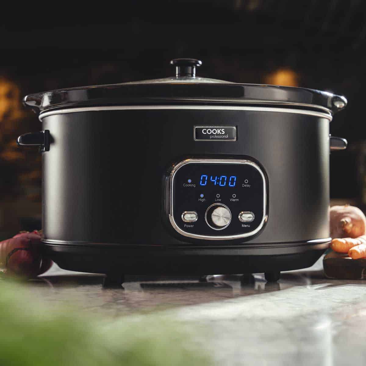 Cooks Professional Digital Slow Cooker, 6.5L, 2 Heat Settings plus Keep  Warm Function