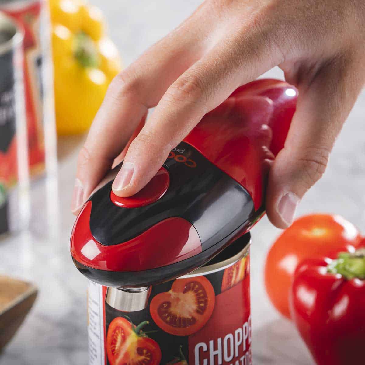 https://www.cooksprofessional.co.uk/wp-content/uploads/2022/09/Automatic-Can-Opener-Red-LS-3-2000px.jpg